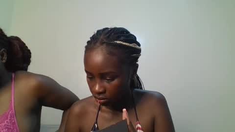 ella8_ online show from 06.25.26