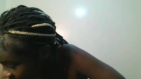 ella8_ online show from 06.30.26