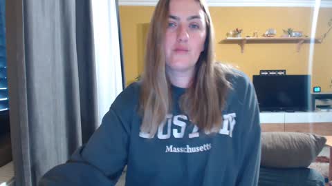 Ella  Max online show from 02.03.25