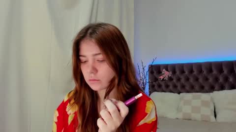 Ella Mayers online show from 02.27.25