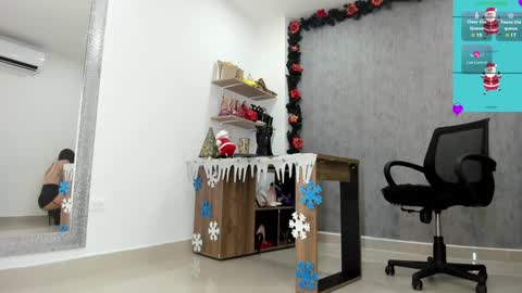 Maria Guys Ill be gone for a few days Ill be back soon online show from 12.16.24