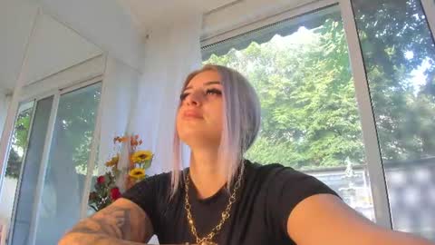 ella_vee online show from 07.26.26