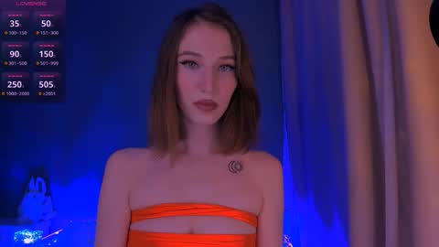 ellaamber online show from 10.19.25