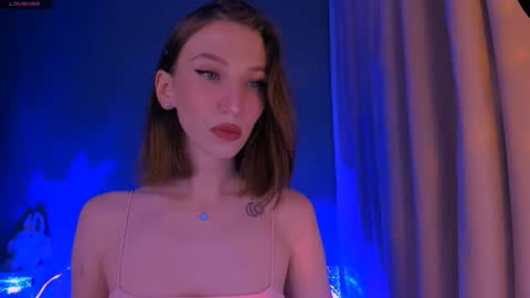 ellaamber online show from 11.16.25