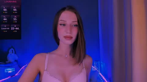 ellaamber online show from 05.25.26