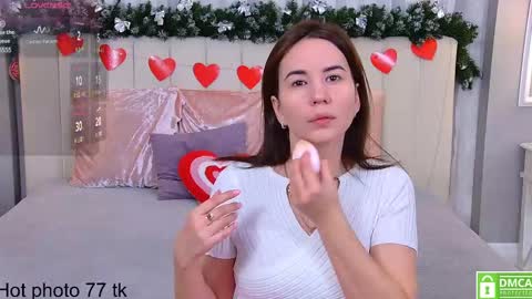 Ella online show from 03.12.25