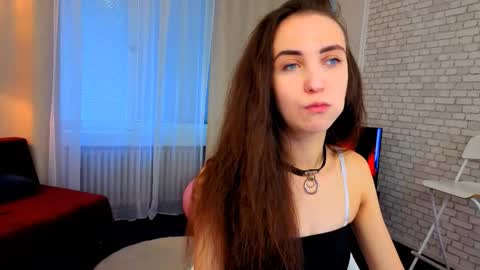 ellaasteele online show from 09.18.25