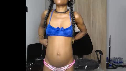 Snapshot of ellababy8 chatting on 02.25.26 ella online show from 02.25.26