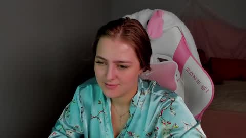 EllaBells online show from 04.01.26