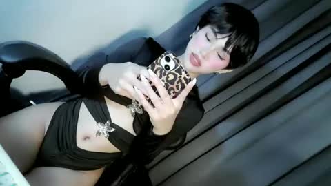 ella online show from 02.18.26