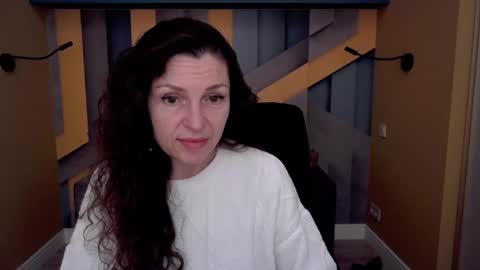 EllaLongs online show from 01.06.26