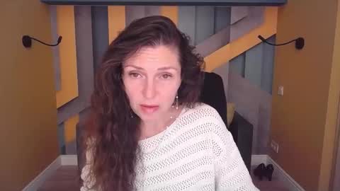 EllaLongs online show from 05.30.26