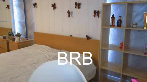 ellamilla online show from 12.29.24