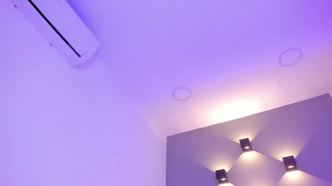 Snapshot of ellamontoya chatting on 01.24.25 Ella online show from 01.24.25