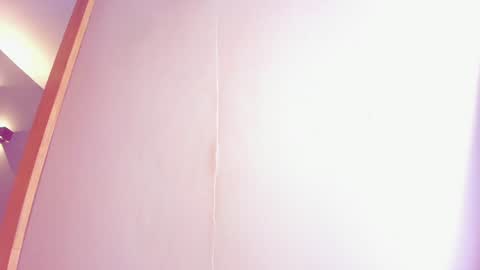 Snapshot of ellamontoya chatting on 02.01.25 Ella online show from 02.01.25