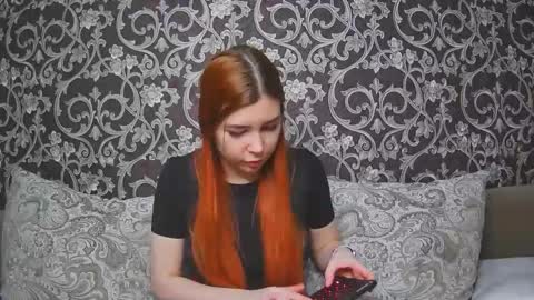 EllaNuar online show from 02.10.26