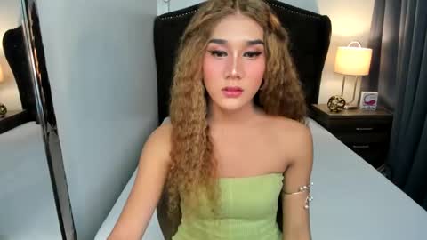 Sophia online show from 12.02.24