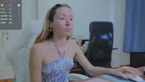 Snapshot of ellcrys chatting on 09.10.25 im Elsa lets go Subscribe to my OF and Youtube -35 online show from 09.10.25