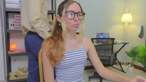 Snapshot of ellcrys chatting on 11.05.25 im Elsa lets go Subscribe to my OF and Youtube -35 online show from 11.05.25