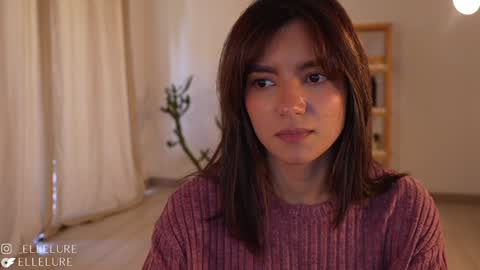 Snapshot of ellelure_ chatting on 01.30.25 Linda Restrepo online show from 01.30.25