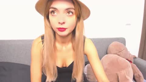 Snapshot of ellen_flow chatting on 12.07.24 ellen_flow online show from 12.07.24