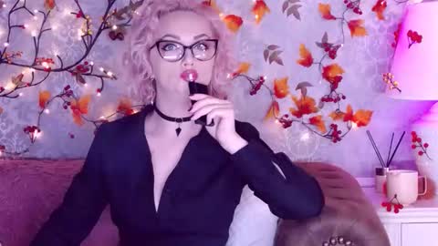 Elliana online show from 09.15.25
