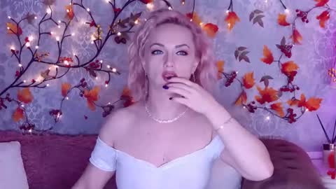 Elliana online show from 09.19.25