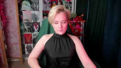 Ellie online show from 11.21.25