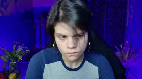 Snapshot of elliemurler chatting on 09.16.25 elliemurler online show from 09.16.25