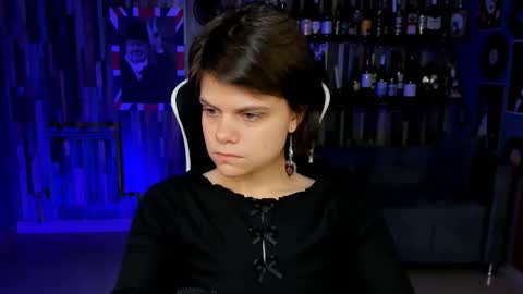 Snapshot of elliemurler chatting on 09.19.25 elliemurler online show from 09.19.25