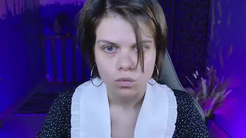 Snapshot of elliemurler chatting on 09.23.25 elliemurler online show from 09.23.25