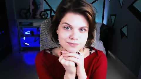 Snapshot of elliemurler chatting on 11.06.25 elliemurler online show from 11.06.25