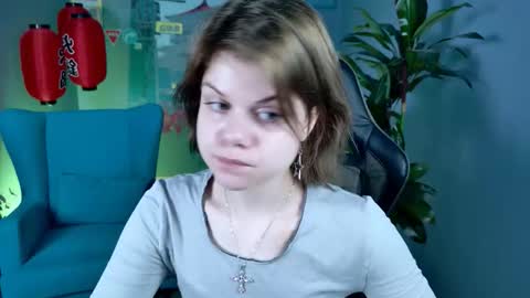 Snapshot of elliemurler chatting on 11.25.25 elliemurler online show from 11.25.25