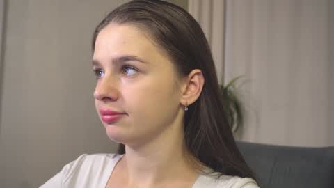 Snapshot of elliephant_ chatting on 01.07.25 just Emily online show from 01.07.25