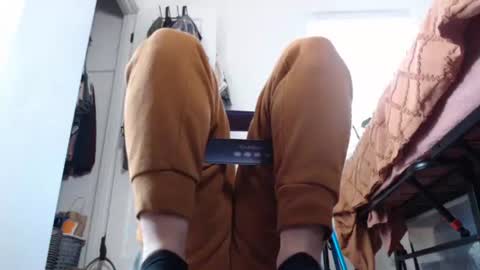 Ellie Rowyn online show from 01.17.26