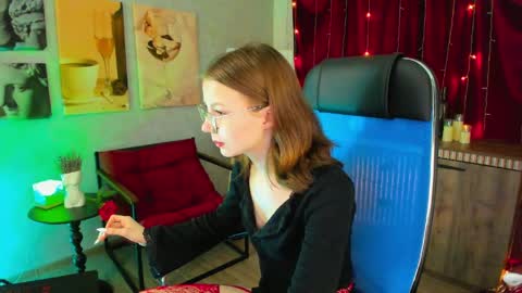 Elli online show from 04.05.26