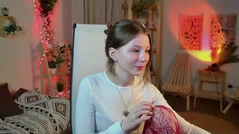 Elli online show from 04.11.26