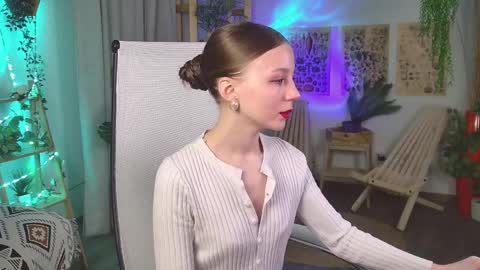 Elli online show from 04.12.26