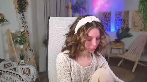 Elli online show from 04.13.26