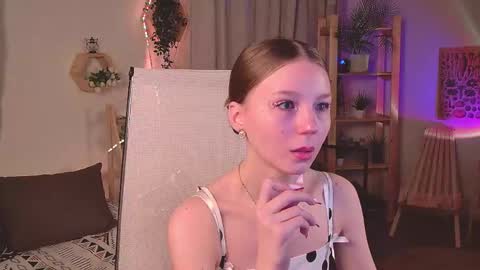 Elli online show from 04.18.26