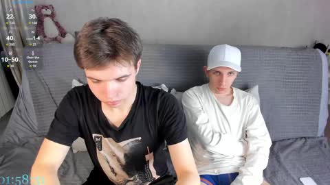 Snapshot of elliot_winki chatting on 05.01.26 elliot_winki online show from 05.01.26