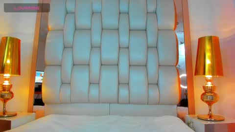 E L L I O T    V E L E Z online show from 01.21.25