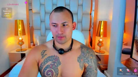 E L L I O T    V E L E Z online show from 10.17.25