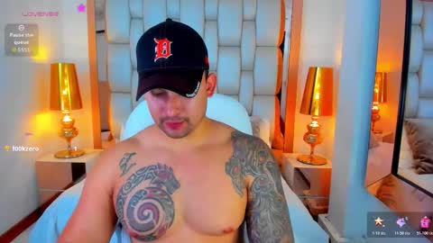 E L L I O T    V E L E Z online show from 11.13.25