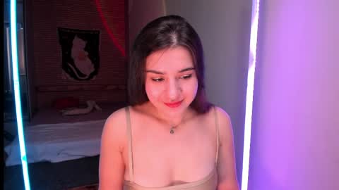 Elly online show from 04.15.26