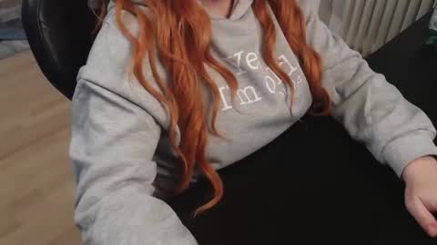 Elly online show from 10.31.25