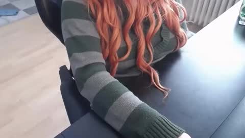 Elly online show from 11.07.25