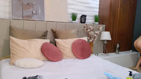 EllyRoss online show from 03.03.25