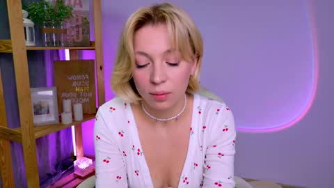 Elly online show from 12.02.25