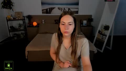 elma_lily online show from 09.17.25